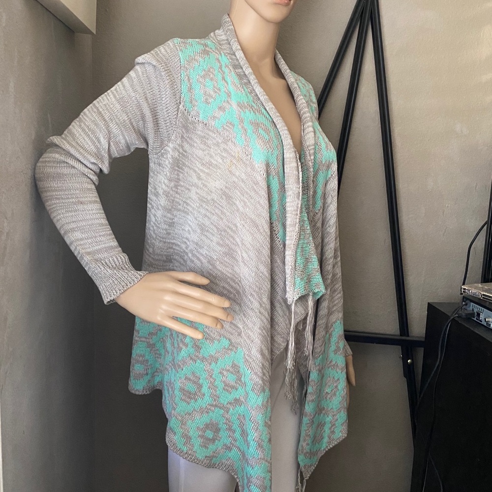 Cardigan - Picture 8 of 8